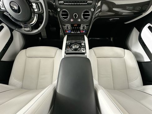 Certified 2023 Rolls-Royce Cullinan Black Badge image 23