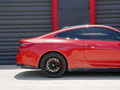 Used 2021 BMW M4 Competition w/ M Carbon Exterior Package RWD image 6