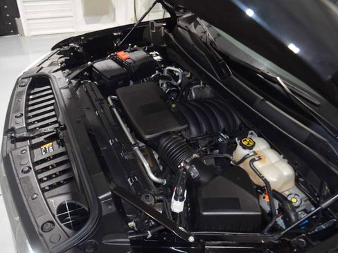 Used 2022 Chevrolet Silverado 1500 LTZ w/ LTZ Convenience Package II image 35