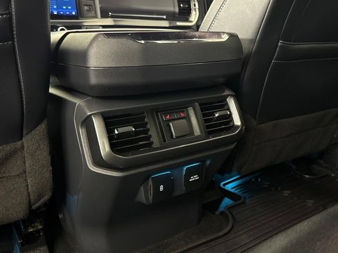 Used 2023 Ford F150 Lariat w/ Equipment Group 502A High AWD/4WD image 36
