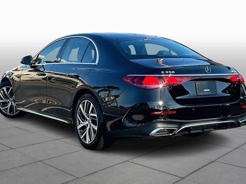 Used 2024 Mercedes-Benz E 350 4MATIC Sedan image 12