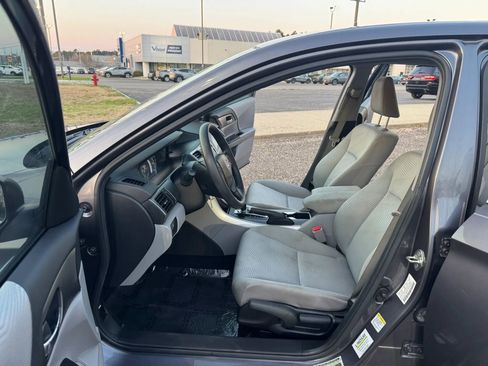 Used 2014 Honda Accord LX image 9