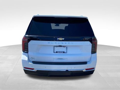 Certified 2025 Chevrolet Suburban LS AWD/4WD image 5