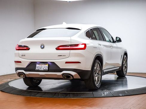 Certified 2023 BMW X4 xDrive30i w/ Convenience Package image 7