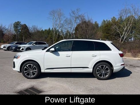 Used 2025 Audi Q7 2.0T Premium w/ Convenience Plus Package image 9