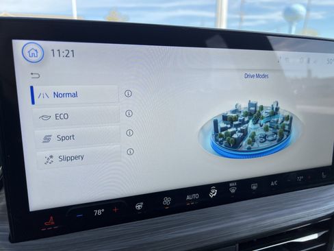 Used 2023 Ford Escape Platinum image 23