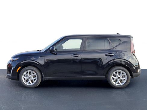 New 2025 Kia Soul LX image 12