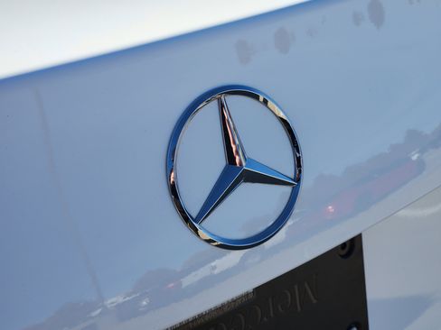 Used 2023 Mercedes-Benz C 300 Sedan image 11