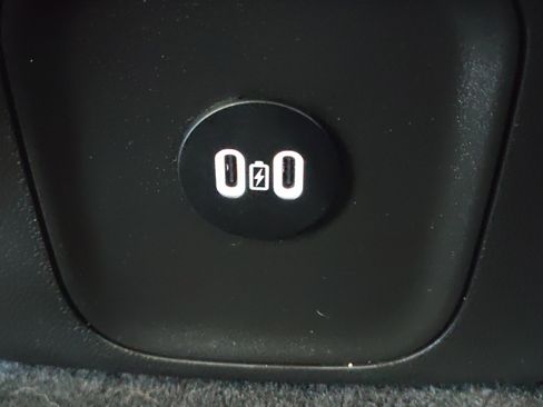 Used 2023 Ford Escape Active w/ Tech Pack #2 FWD image 33