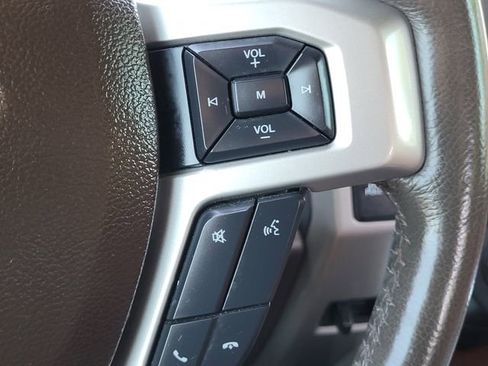 Used 2018 Ford F150 King Ranch w/ Equipment Group 601A Luxury AWD/4WD image 11
