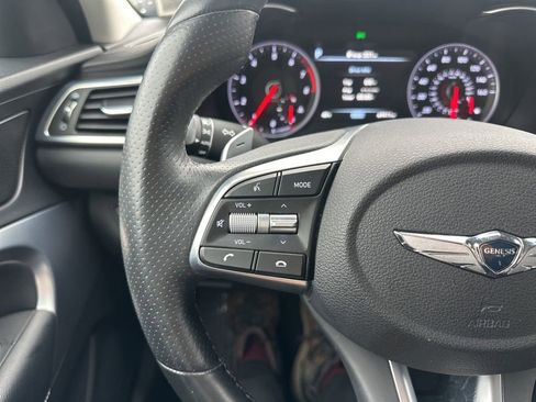 Used 2020 Genesis G70 2.0T image 18