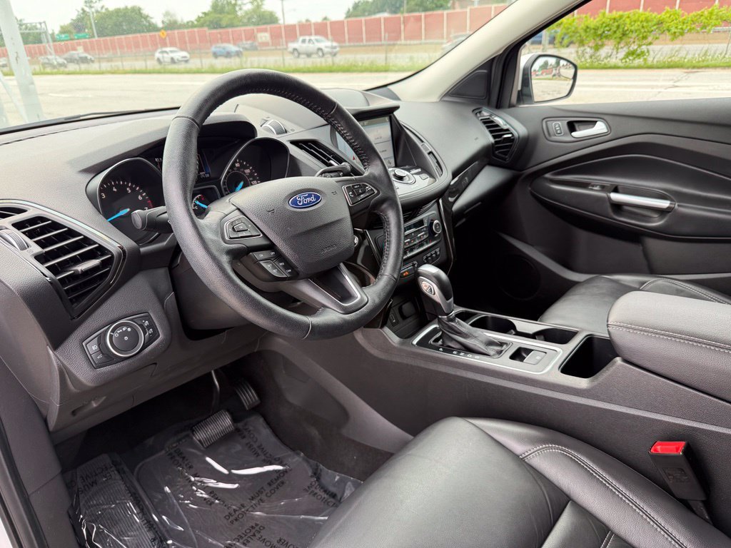 Used 2019 Ford Escape Titanium AWD/4WD image 28