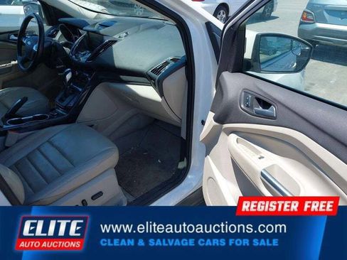 Used 2015 Ford Escape Titanium AWD/4WD image 10