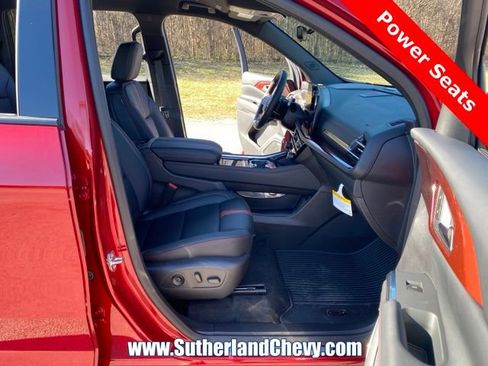 New 2026 Chevrolet Traverse RS AWD/4WD image 18