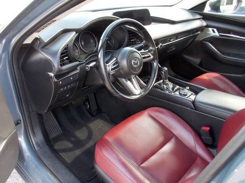 Used 2023 MAZDA MAZDA3 s image 10