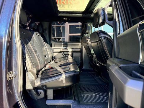 Used 2021 Ford F250 Platinum w/ FX4 Off-Road Package image 36