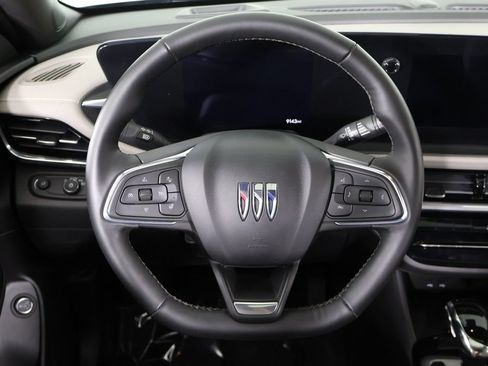 Used 2024 Buick Envista Avenir FWD image 39