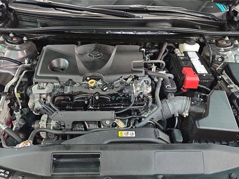 Used 2024 Toyota Camry SE image 27