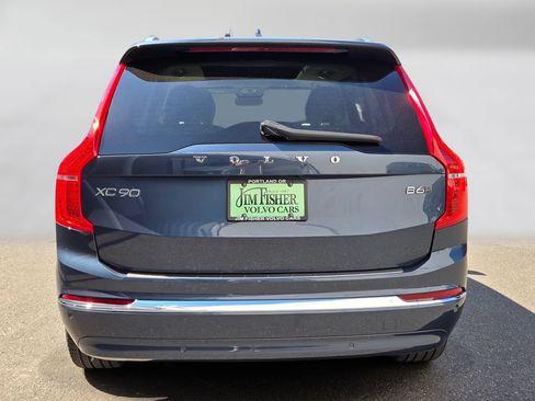 Certified 2023 Volvo XC90 B6 Ultimate w/ Protection Package Premier AWD/4WD image 4