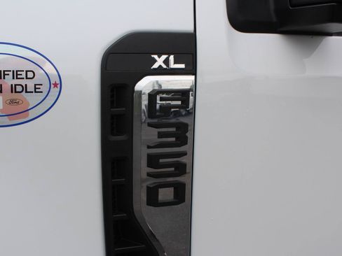 Used 2025 Ford F350 XL w/ XL Chrome Package AWD/4WD image 54