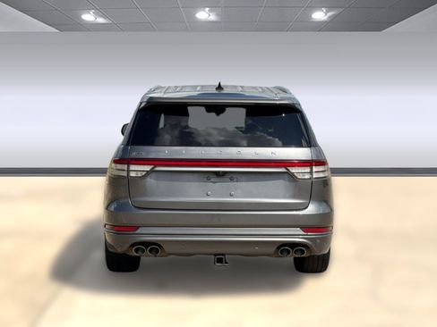 Used 2021 Lincoln Aviator Reserve w/ Equipment Group 208A RWD image 10