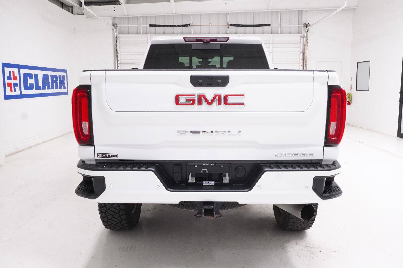 Used 2023 GMC Sierra 2500 Denali w/ Denali Ultimate Package AWD/4WD image 33