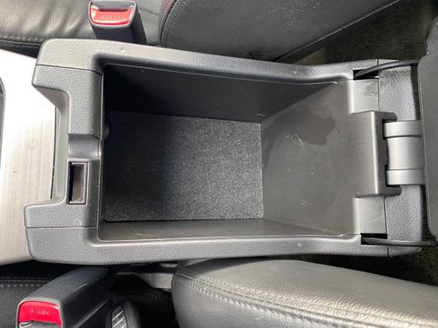 Used 2012 Subaru Outback 2.5i Limited image 18