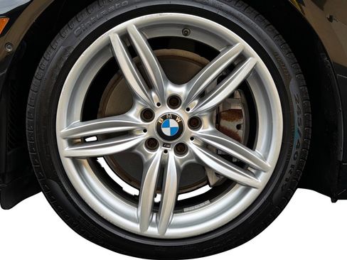 Used 2015 BMW 550i Sedan RWD image 47
