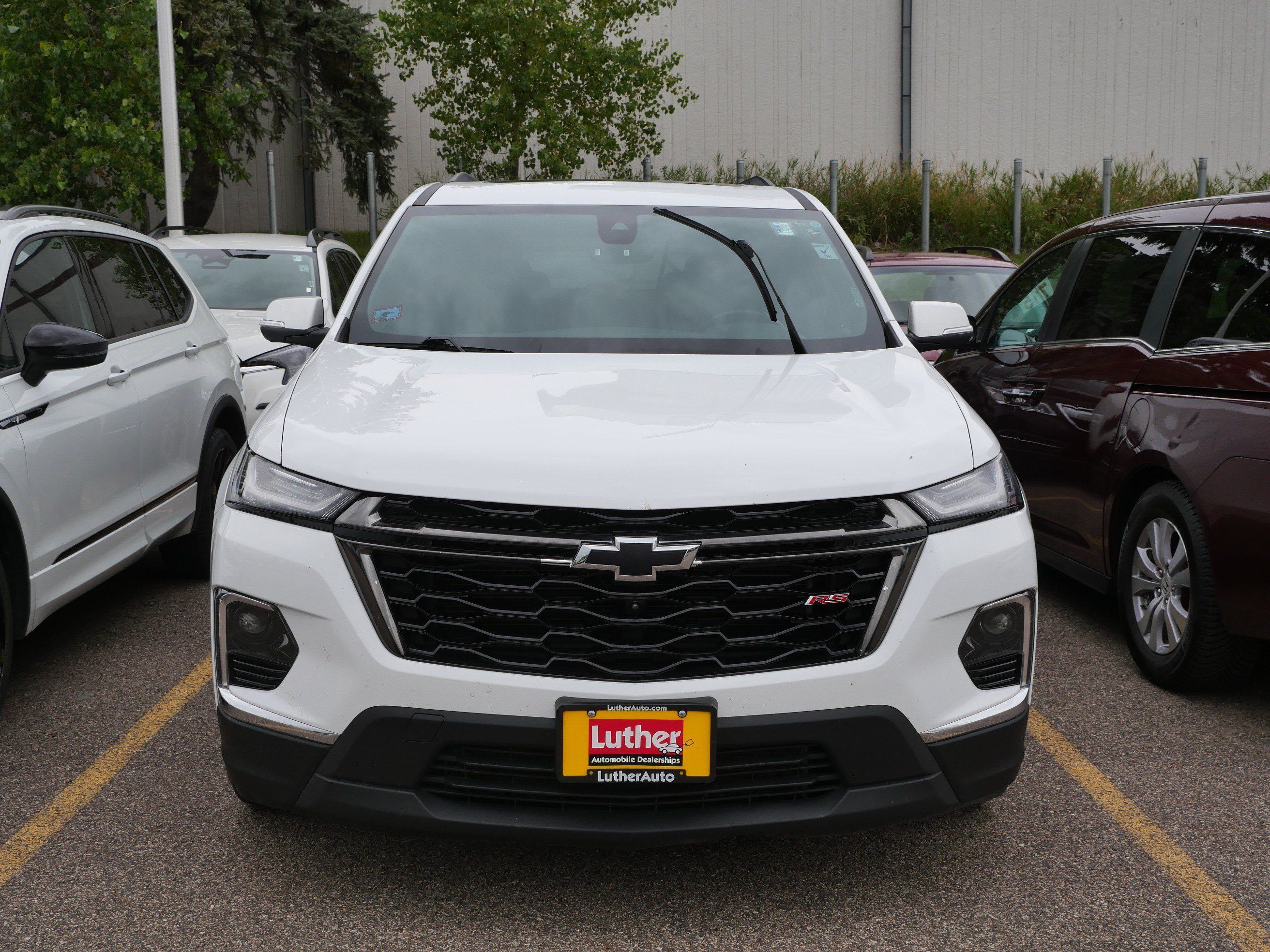 Used 2023 Chevrolet Traverse RS AWD/4WD image 2