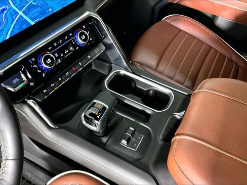 Certified 2026 GMC Sierra 1500 Denali Ultimate AWD/4WD image 16