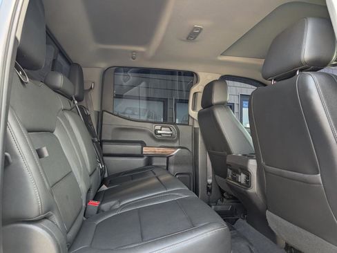 Used 2019 Chevrolet Silverado 1500 LT Trail Boss AWD/4WD image 22