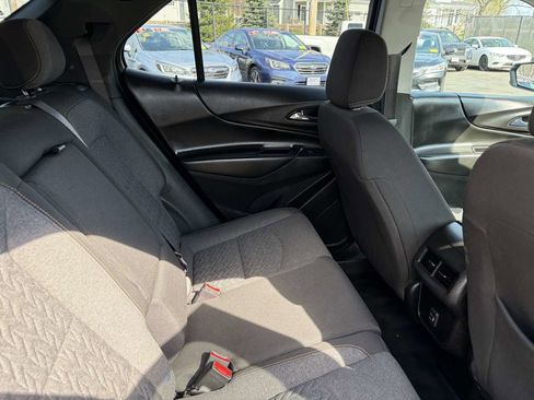 Used 2022 Chevrolet Equinox LT image 21