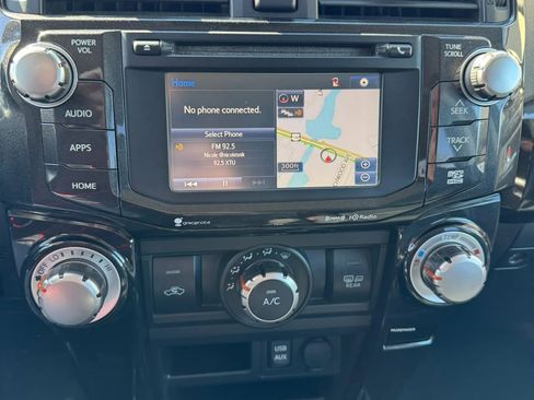 Used 2016 Toyota 4Runner Trail Premium image 10