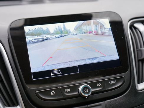 Used 2024 Chevrolet Malibu LT image 24