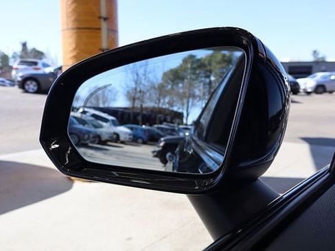 Used 2024 Volvo S60 B5 Plus image 40