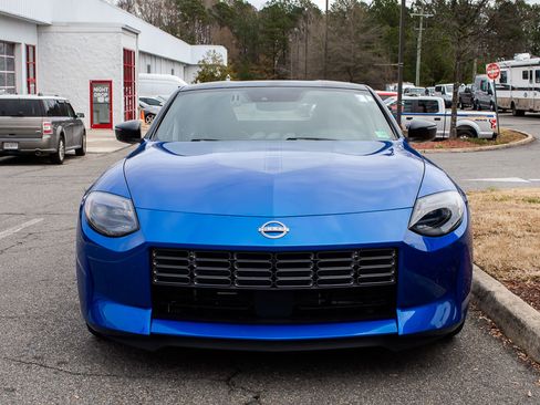 Used 2024 Nissan Z Performance w/ Floor Mat Package image 2