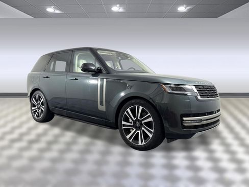 Used 2023 Land Rover Range Rover SE AWD/4WD image 7