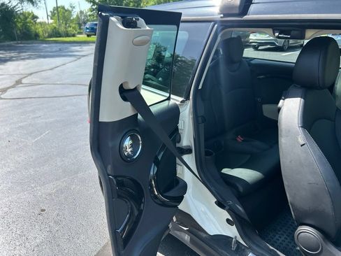 Used 2013 MINI Cooper Clubman S FWD image 32