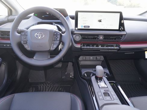 New 2026 Toyota Prius Plug-In Hybrid image 9
