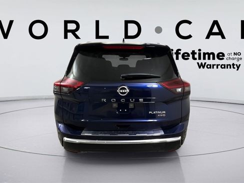 Used 2024 Nissan Rogue Platinum w/ Platinum Premium Package image 12