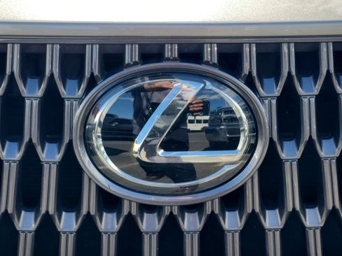Used 2024 Lexus NX 350h AWD image 22
