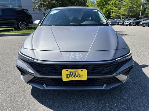 New 2026 Hyundai Elantra Hybrid FWD image 28