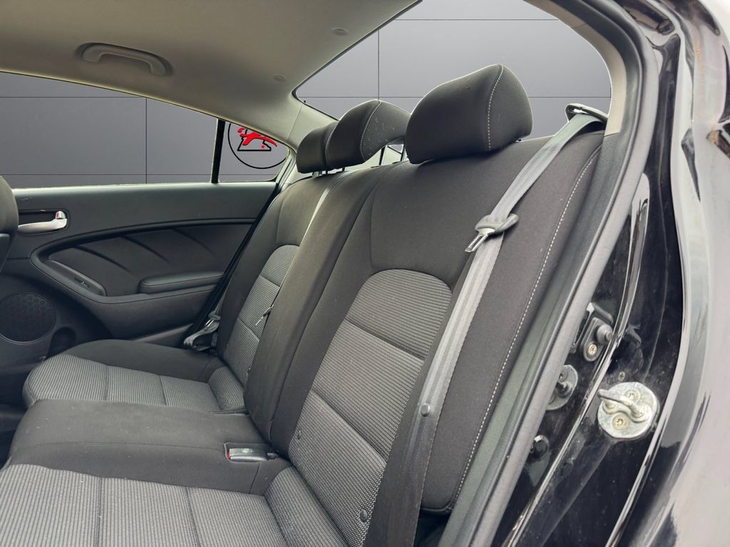Used 2018 Kia Forte LX FWD image 18