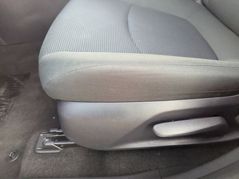 Used 2024 Toyota RAV4 LE image 29