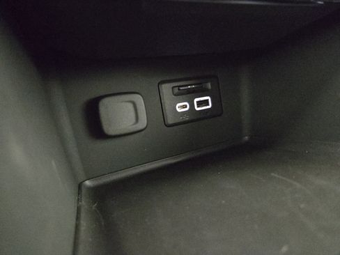 Certified 2023 GMC Acadia AT4 w/ LPO, Floor Liner Package image 27