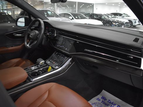 Used 2023 Audi Q7 3.0T Premium w/ Convenience Package AWD/4WD image 28