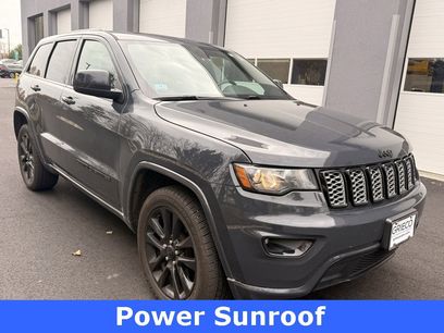 Used 2018 Jeep Grand Cherokee Altitude