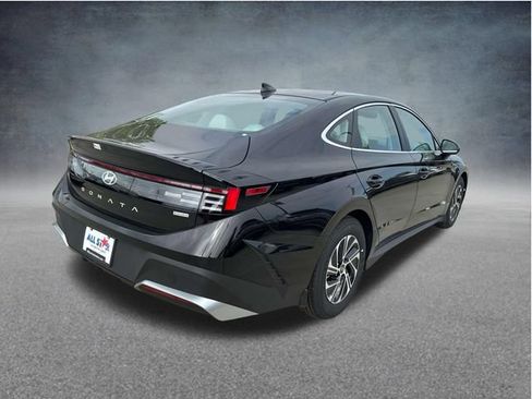 New 2026 Hyundai Sonata Blue FWD image 9