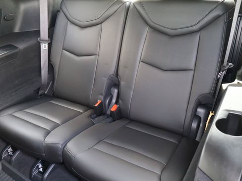 Certified 2024 Cadillac XT6 Luxury w/ LPO, Floor Liner Package FWD image 26