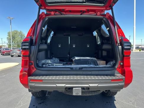 New 2026 Toyota 4Runner TRD Off-Road Premium AWD/4WD image 31